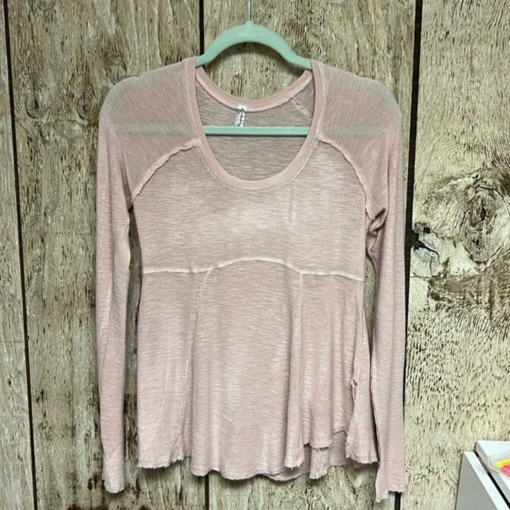 Free People light Weight Sweater size M
